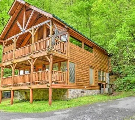 Smokey Max Cabin Pigeon Forge Exterior photo