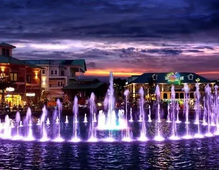 Smokey Max Cabin Pigeon Forge Exterior photo