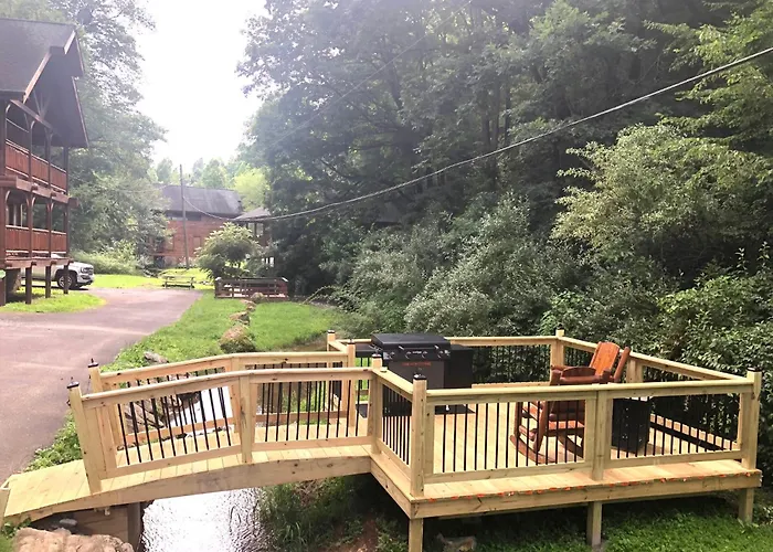 Smokey Max Cabin
